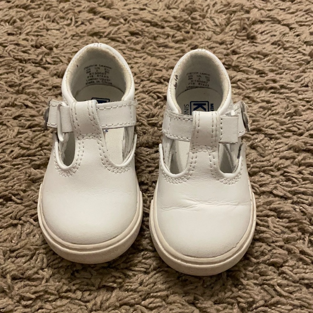 4W Keds Daphne T-Strap